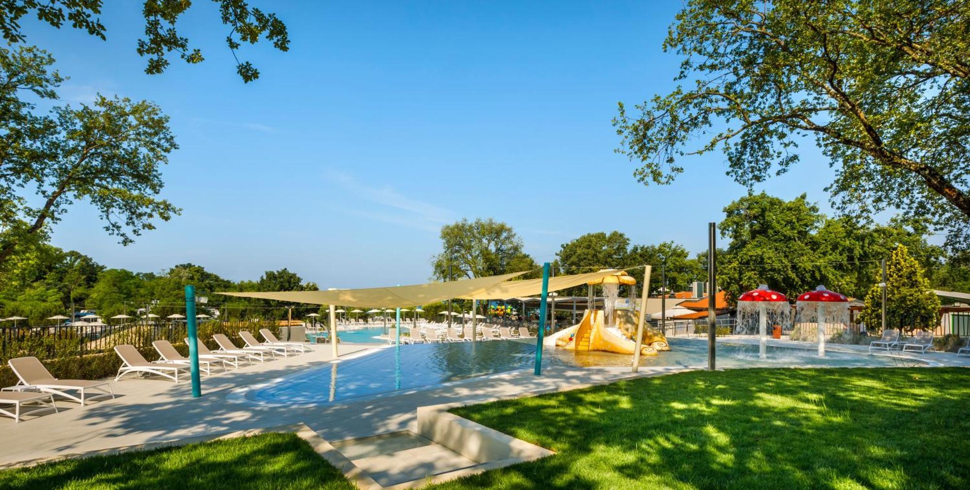 Sunflower Camping Mareda Экстерьер фото